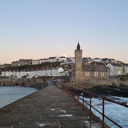 Sun Trap Apartment Porthleven Exterior foto