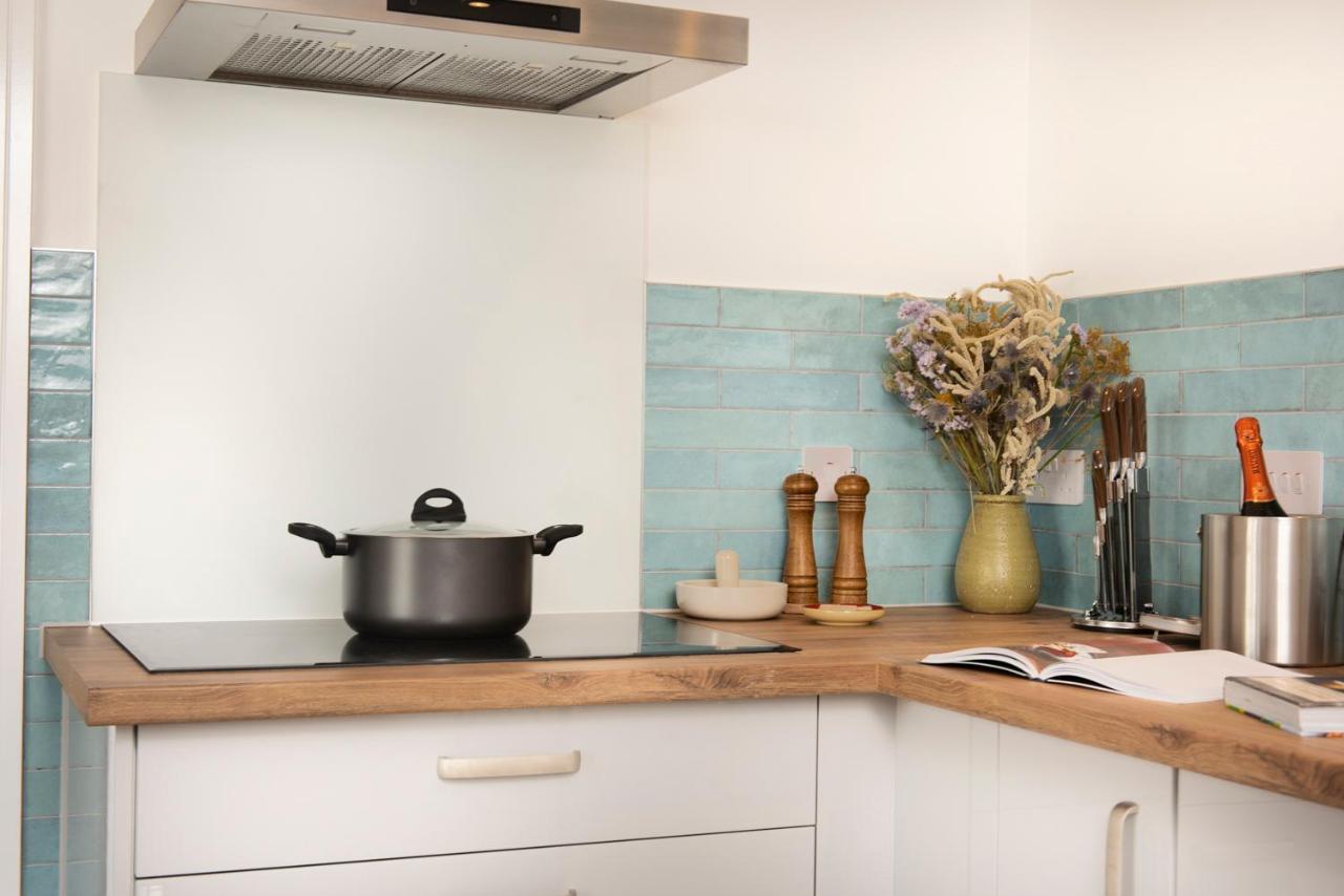 Sun Trap Apartment Porthleven Exterior foto